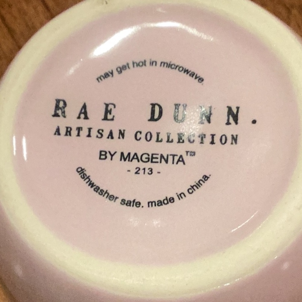 Rae Dunn Pink heart cutout measuring cups - Picture 6 of 8